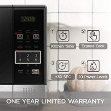 Horno microondas digital BLACK+DECKER EM031MB11 con plato giratorio, puerta con botón pulsador y seguro para niños, 1000 W, 1,1 pies cúbicos, negro y acero inoxidable. 