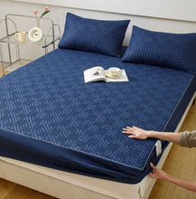 Deep Pocket Quilted Fitted Bed Sheet, Thickened Solid Color Non-Slip Mattress Protector,Navy Blue (160 * 200cm)